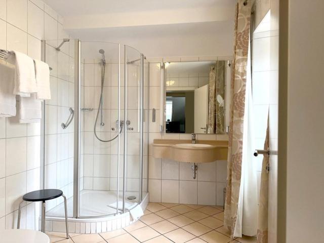 Hotel Zum Simonbraeu à Bitburg Extérieur photo