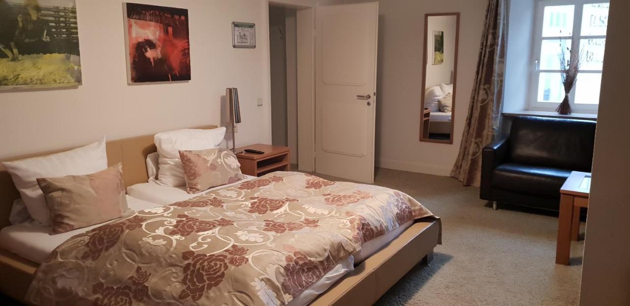 Hotel Zum Simonbraeu à Bitburg Extérieur photo
